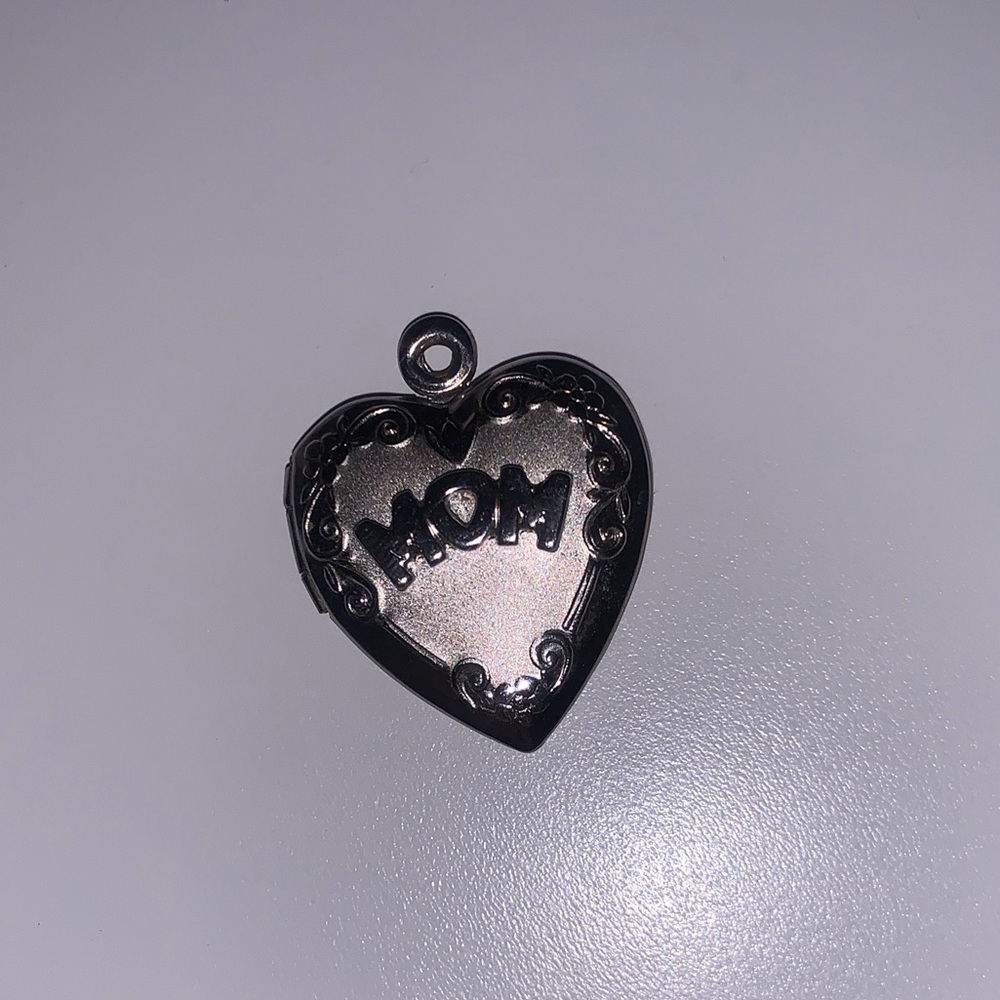 925 sterling silver heart locket